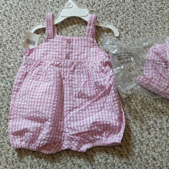 Baby inc 3m romper with matching sun hat set - Picture 6 of 7